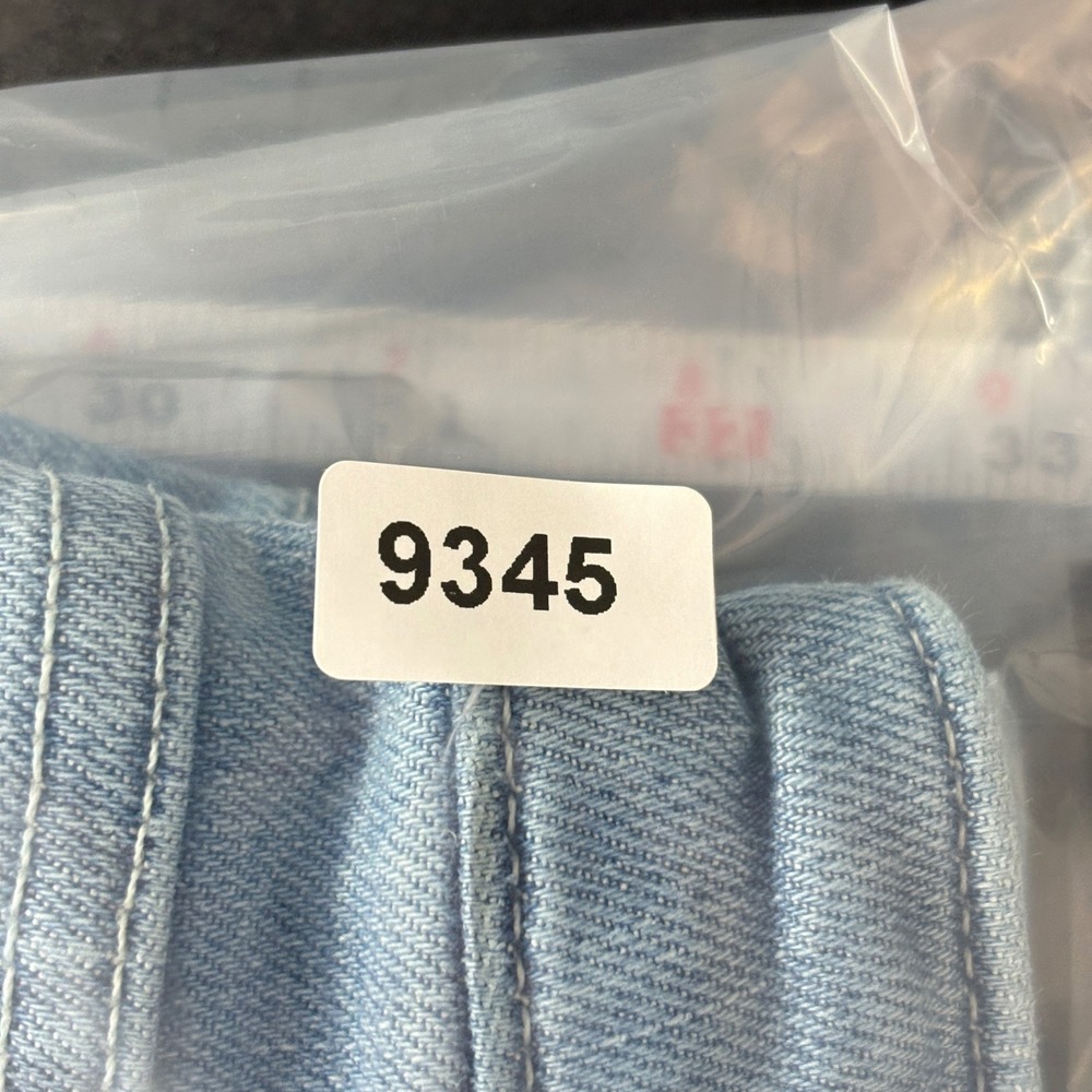 Levi's Women Shortalls 16W Light Blue Denim Stretch Bib Overalls Shorts - Picture 15 of 16